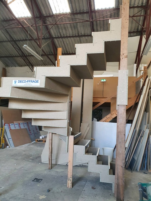 coffrage pour escalier béton crémaillère dans la Var St Tropez 83990