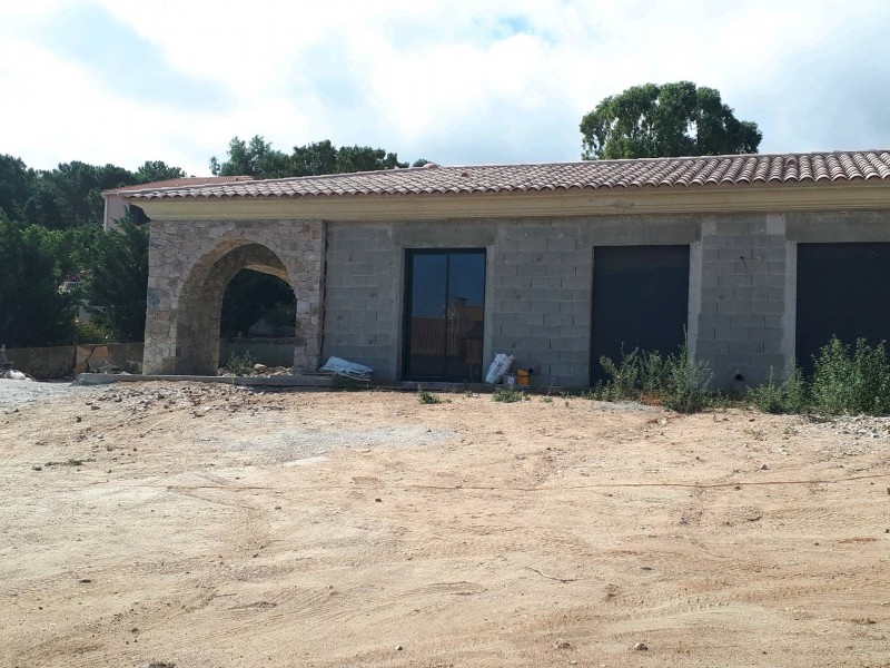 Corniche moulurée sur-mesure à Montpellier 34000