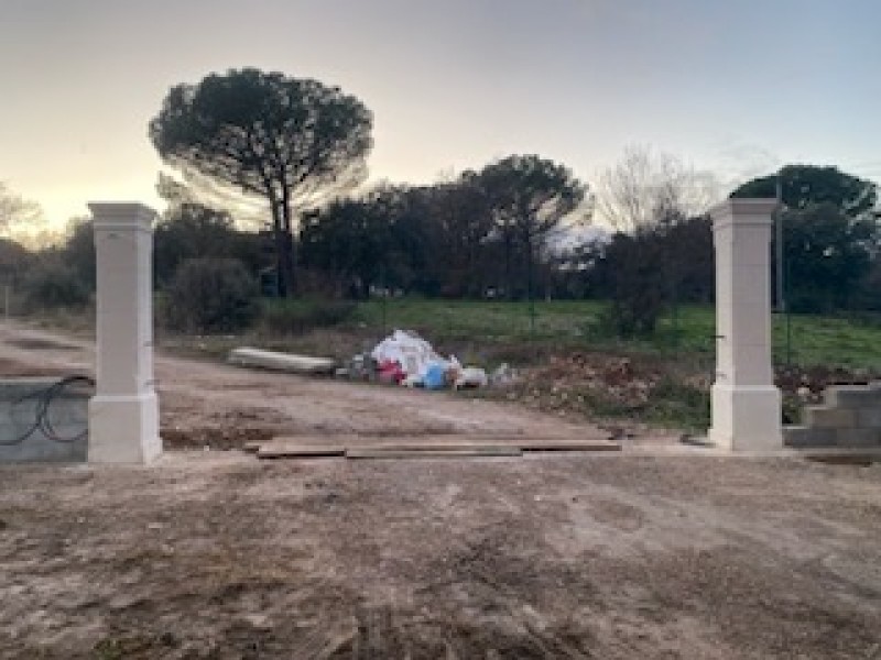 acheter des coffrages sur-mesure pour poteaux carrés chanfreinés à Rousset dans les Bouches du Rhône