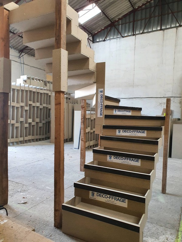 coffrer un escalier béton crémaillère 2/4 tournant à Grimaud 83310