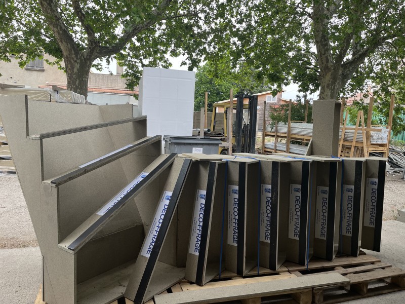 coffrage escalier un quart tournant à Gordes dans le Luberon 84