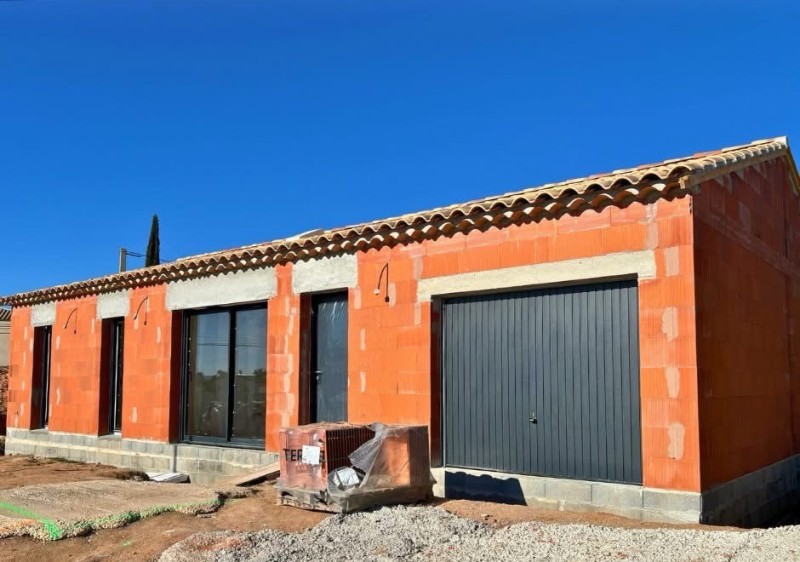 coffres de volets roulants avec sous-face incluse à Lançon Provence 13680