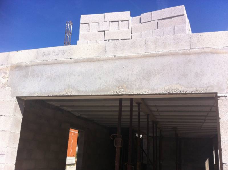 coffre demi-linteau à Velaux dans les Bouches du Rhône 13