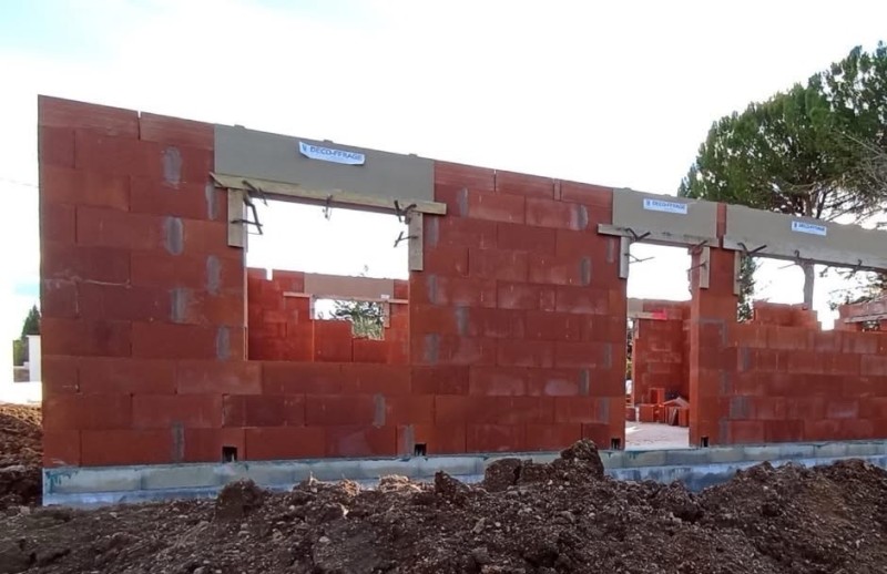 coffres demi linteaux à Puget sur Argens dans le Var 83