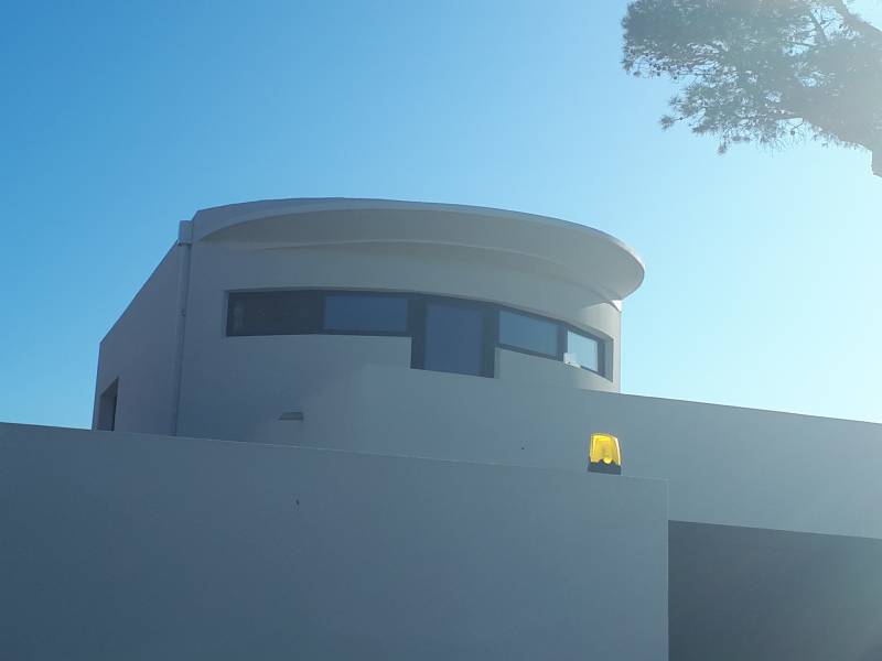 offrage de casquette arrondie en béton armé Carry le Rouet