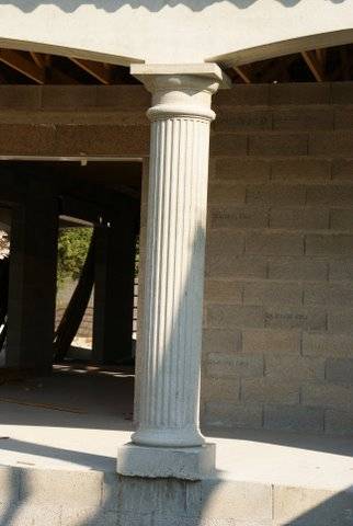 colonne cannelée en béton à Lambesc 13480