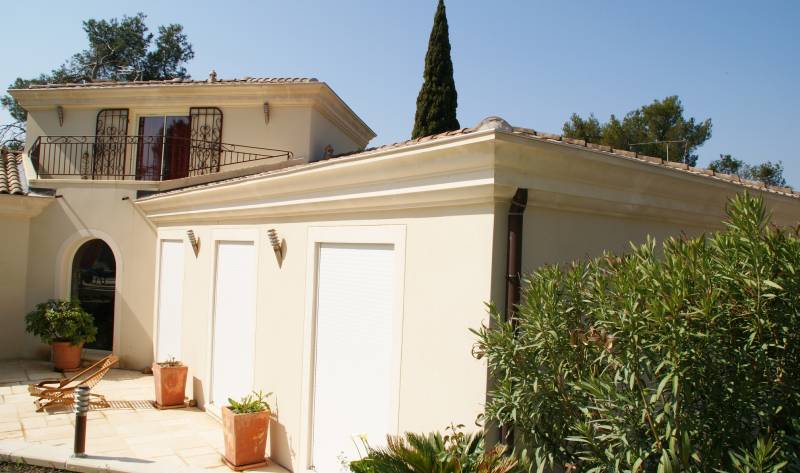 corniche sur-mesure aux Pennes Mirabeau 13170