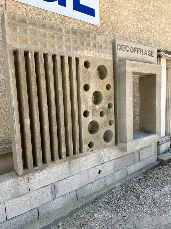 Réaliser des décors architecturaux grâce à des coffrages créés sur mesure dans le Sud de la France