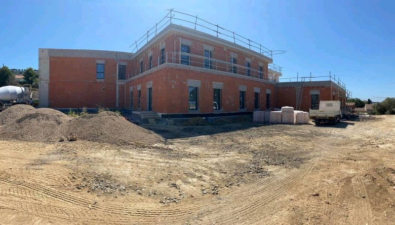 coffres volets roulants demi-linteaux dans le Var