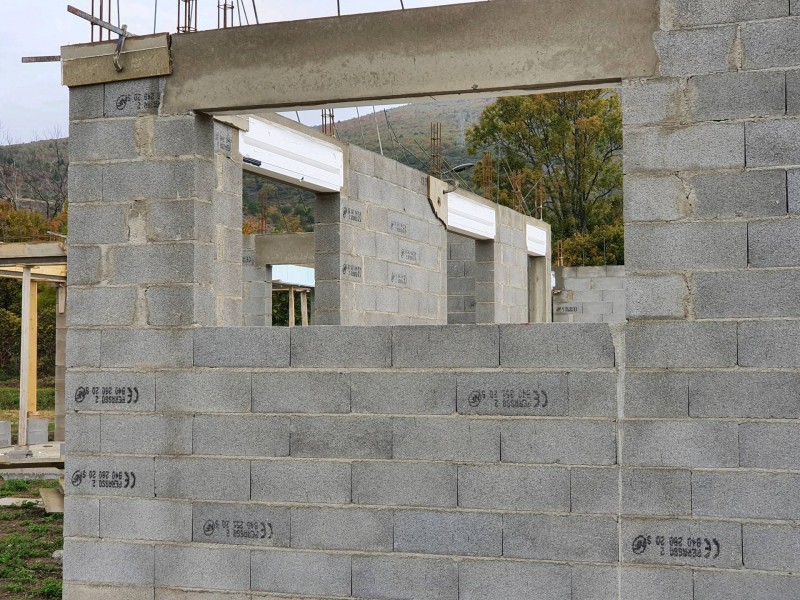 coffre volet roulant à Aubignosc 04200