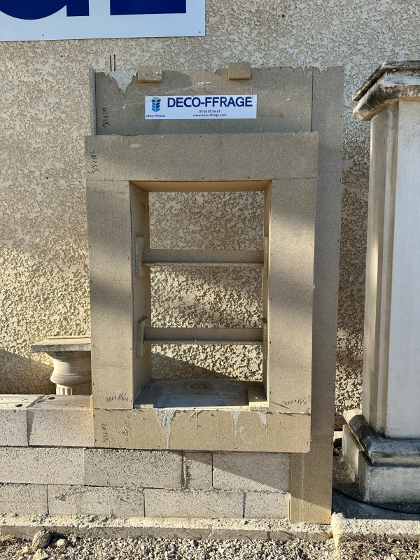 utiliser un coffrage de window et réaliser un lettrage en béton 