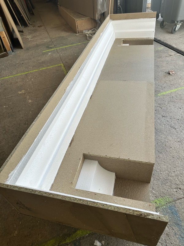 Comment coffrer un balcon de façon simple, économique et efficace à Frejus dans le Var?