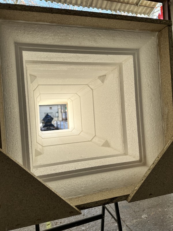 coffrage de poteau mouluré sur mesure à Mansoque dans le Sud de la France