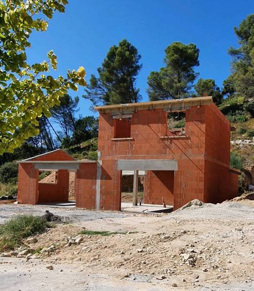 coffrages pour volets roulants invisibles à Rognes 13840 près d'Aix en Provence
