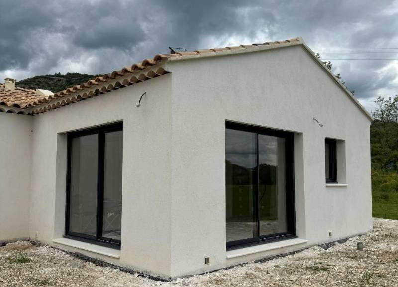 coffres volets roulants demi-linteaux à Montélimar 26