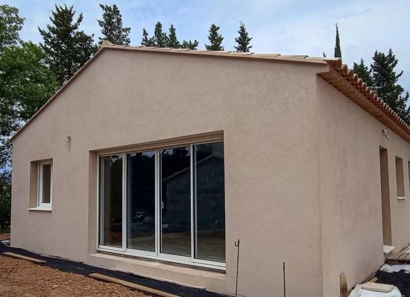 Où trouver des coffres demi-linteaux pour volets roulants avec sous-faces blanches à St Cyr les Lecques dans le Var?