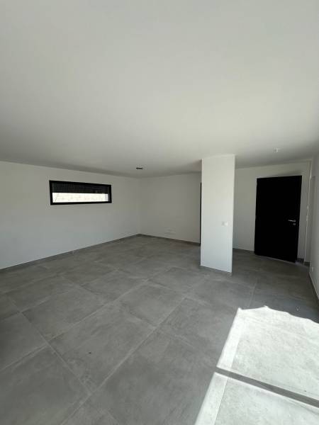 caisson demi-linteaux sur-mesure dans les Alpes 04,05