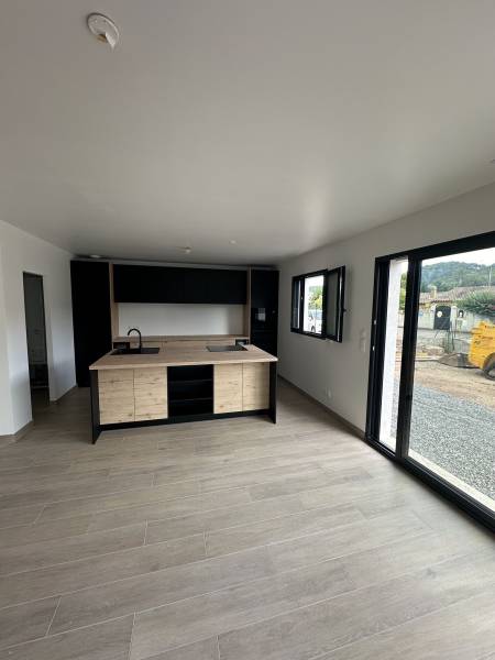 coffres de volets roulants invisibles de l'intérieur comme de l'extérieur à Allauch dans la région de Marseille